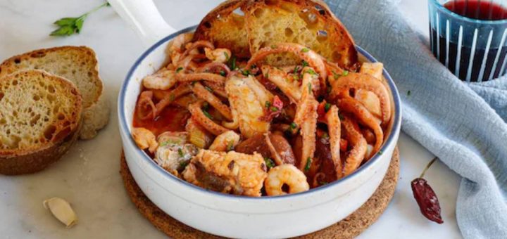Cacciucco alla livornese ricetta tradizionale