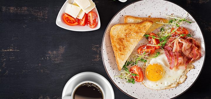 English breakfast: perché il bacon fa male al cuore e le uova no