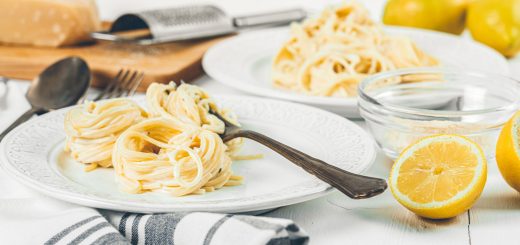 Spaghetti al limone e parmigiano: il primo leggero che aiuta a perdere peso