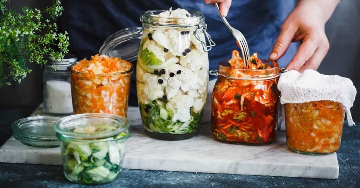 Cibi fermentati: alleati della digestione, del sistema immunitario e del benessere generale
